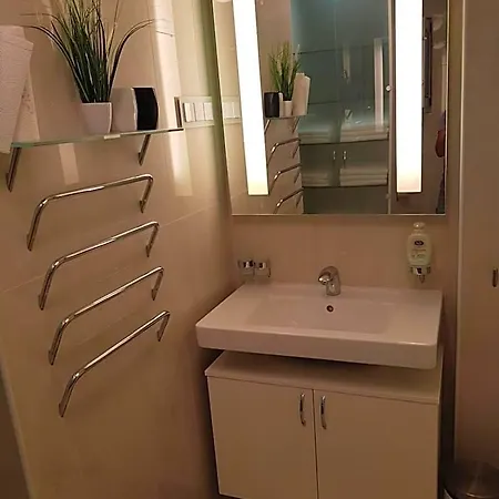Fontana Zambratija Lejlighedshotel 4*